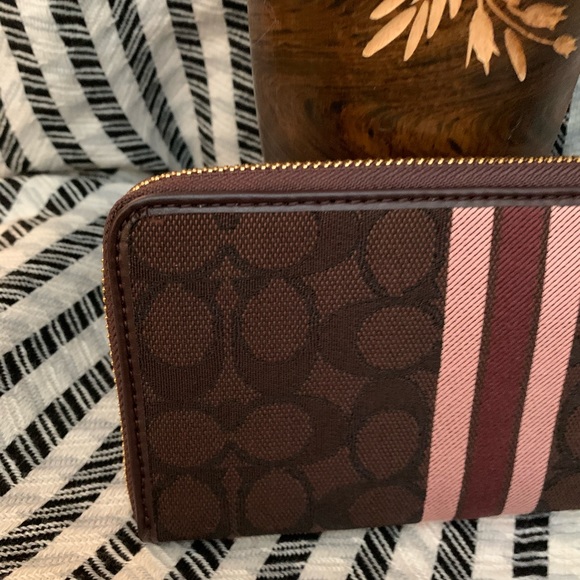 Signature jacquard coach brown wallet brand new - Picture 5 of 8